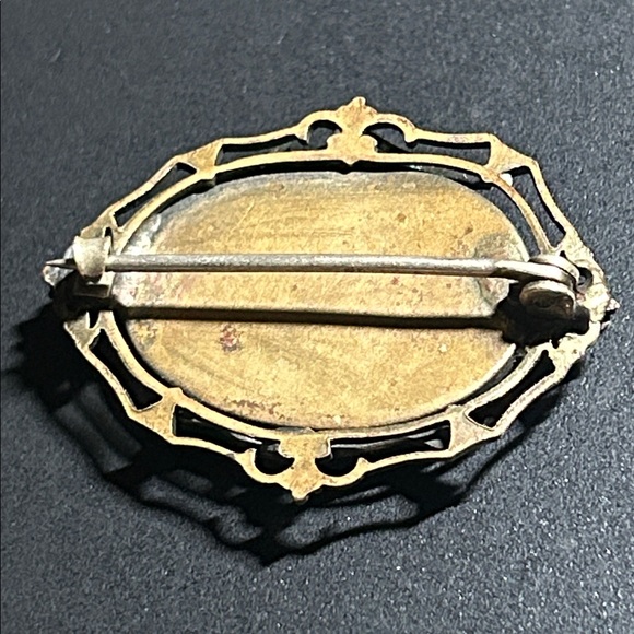 Art Nouveau Glass Enamel Organic Motif Brooch - Picture 5 of 7